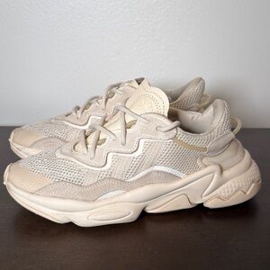 adidas Ozweego Womens Fashion Trainers in beige